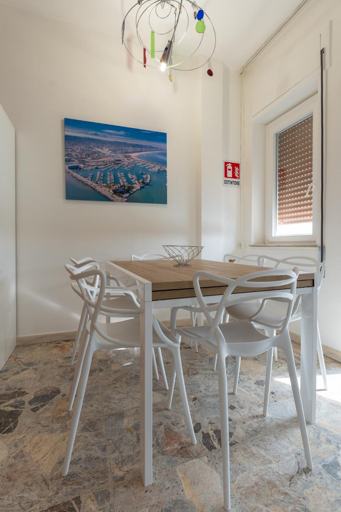 "Casa Incantevole" Fronte Mare Pescara - Appartamento Via Buozzi ภายนอก รูปภาพ